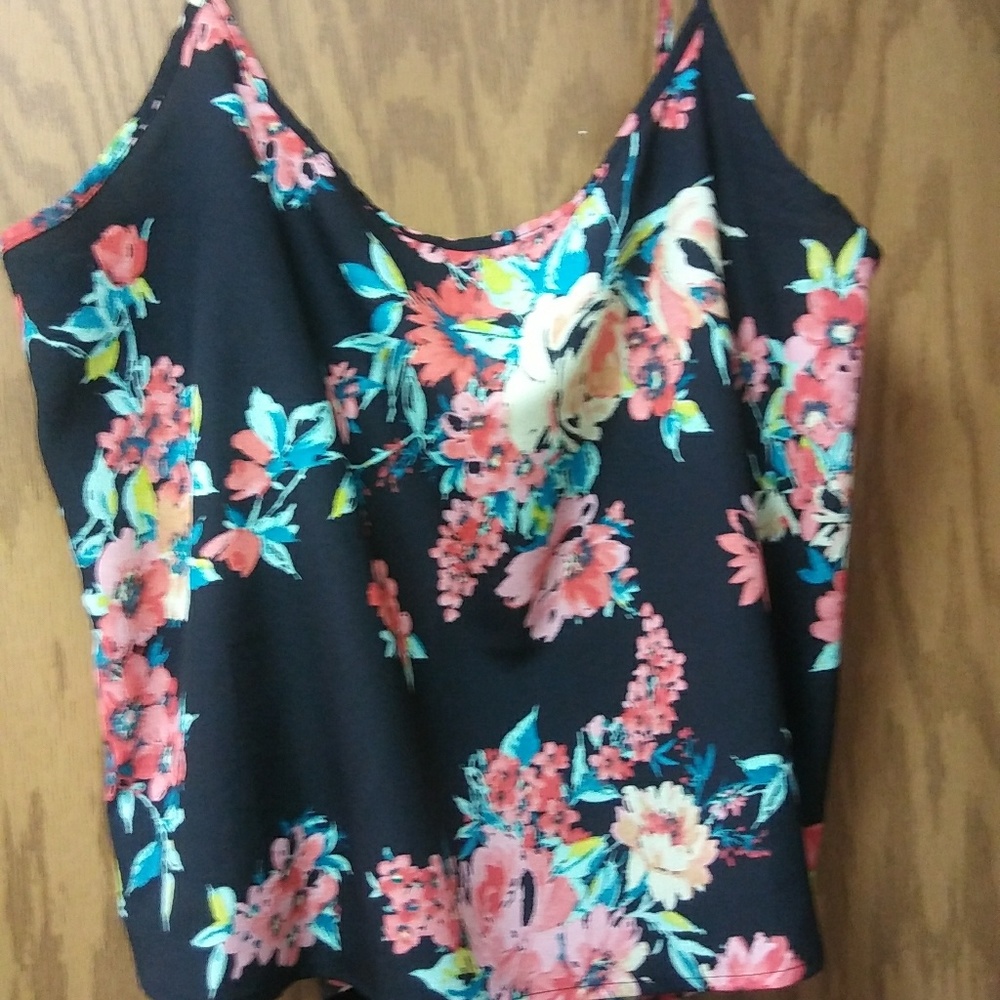 Muticolor floral top